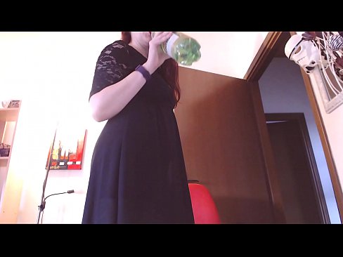 ❤️ Paklusni vergė, mėgstanti nešvarias ir sultingas kelnaites, priversta masturbuotis pažiūrėjusi šį vaizdo įrašą! ❤️ Dulkinimo video prie mūsų ❌